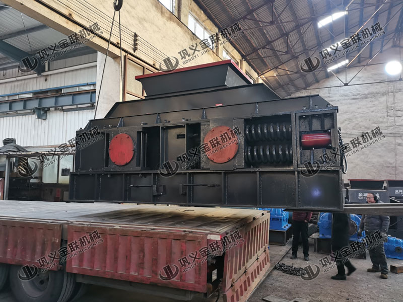 對(duì)輥破碎機(jī)適用物料有哪些，能破碎的物料硬度是多少？