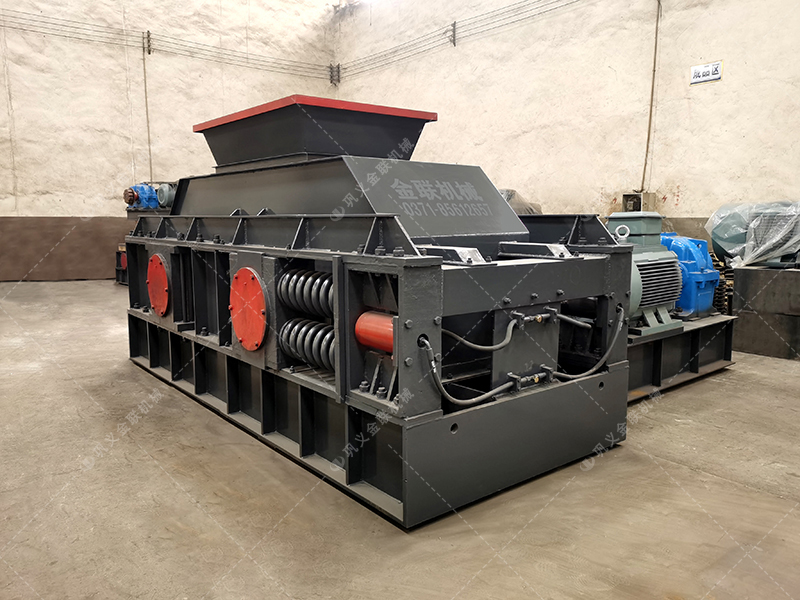 2PG1500X800大型對(duì)輥破碎機(jī)發(fā)貨圖片_發(fā)往陜西漢中_破碎石英砂 2PG1500X800大型對(duì)輥破碎機(jī)發(fā)貨圖片_發(fā)往陜西漢中_破碎石英砂