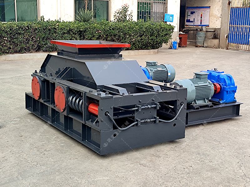 2PG800x600對輥破碎機發(fā)貨圖片_發(fā)往貴州貴陽_破碎鵝卵石