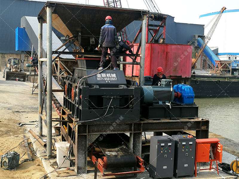 大理石下腳料制砂機(jī)-對輥制砂機(jī)廠家哪家好？