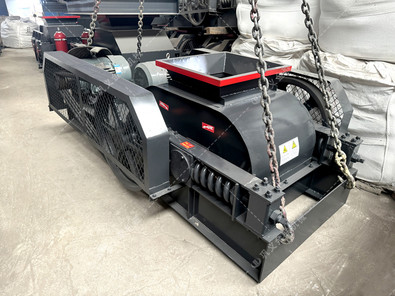 大產(chǎn)量需求下，雙齒輥破碎機憑什么保證出料均勻度？