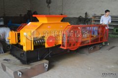 破碎山上石頭制沙用什么破碎機？山石制砂機多少錢？