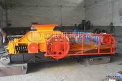 破碎河卵石適合用什么設(shè)備？對(duì)輥河卵石制砂機(jī)哪家好？