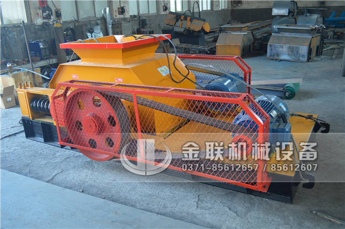 雙齒輥破碎機(jī)